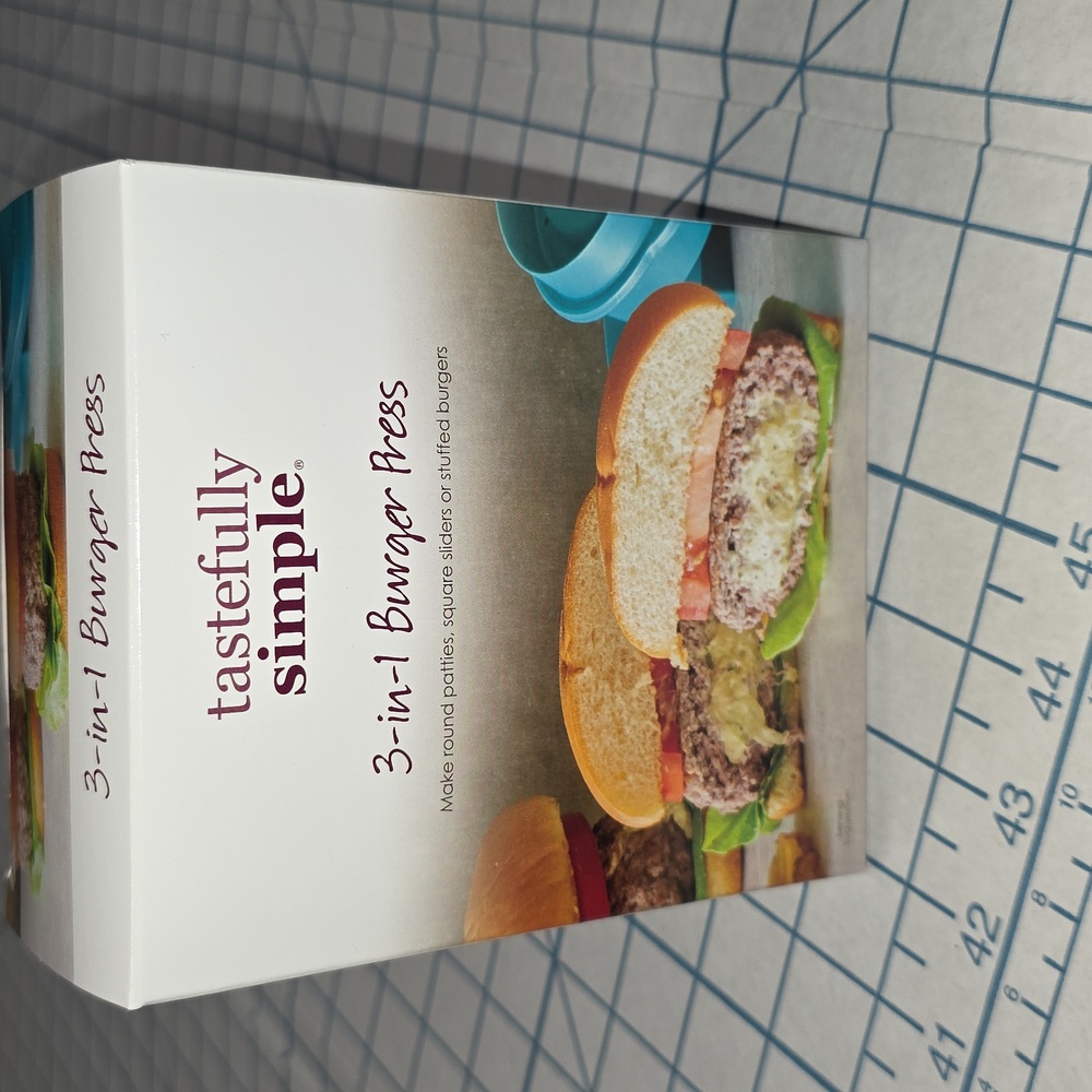 Blue 3-in-1 Burger Press NIB Tastefully Simple